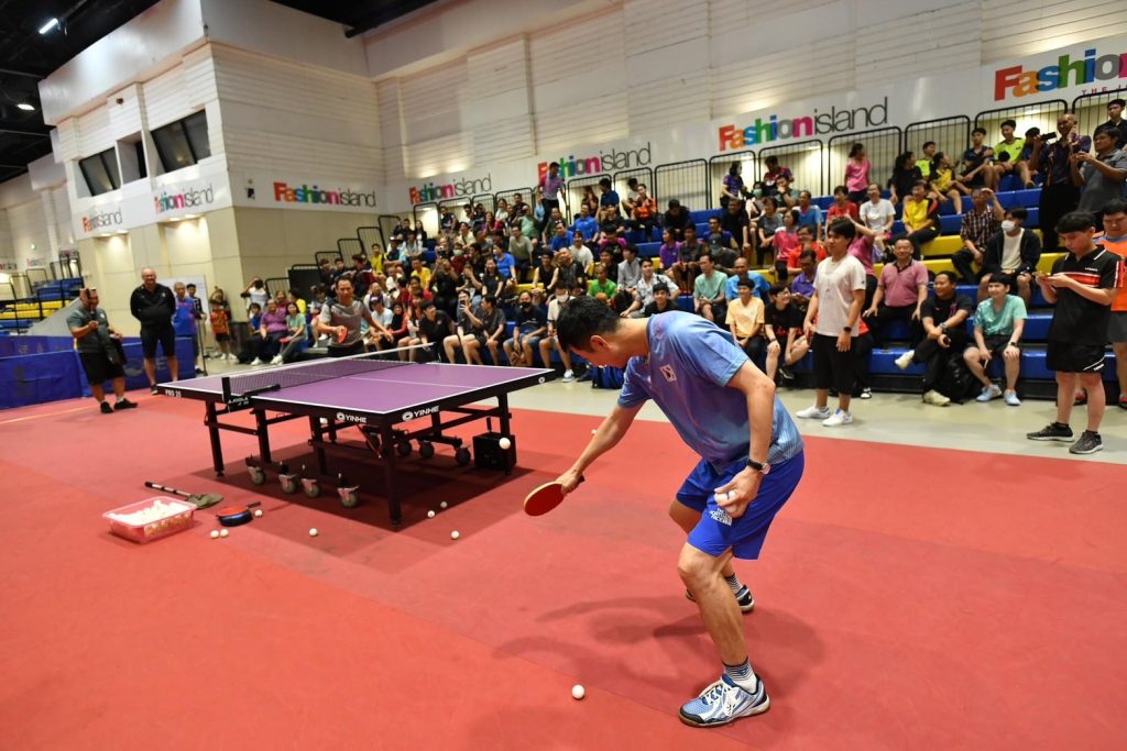 เทคนิค Topspin และเกมบุกของนักกีฬาเกาหลีใต้